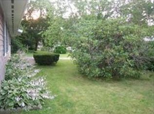 3 Daniel Rd, Wareham, MA 02571