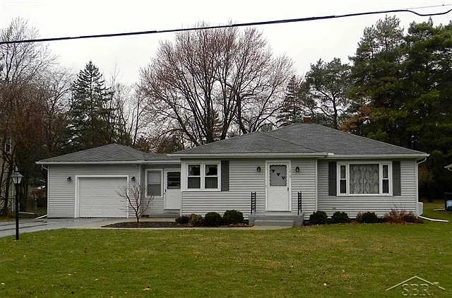 1219 Wilson Ave photo 1
