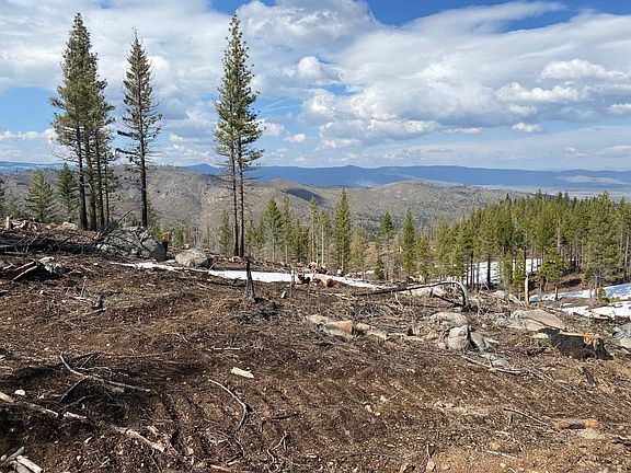 2nd image of 693605 Gold Run Rd