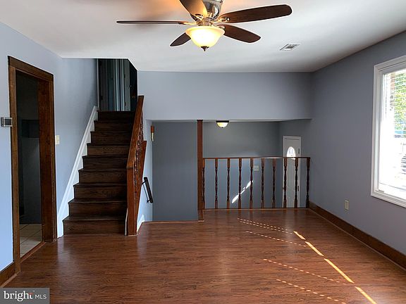4th image of 10314 Meadowview Dr