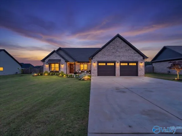 342 Ranch Rd, Rainsville, AL 35986