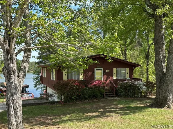 406 Wildwood Cir, Littleton, NC 27850