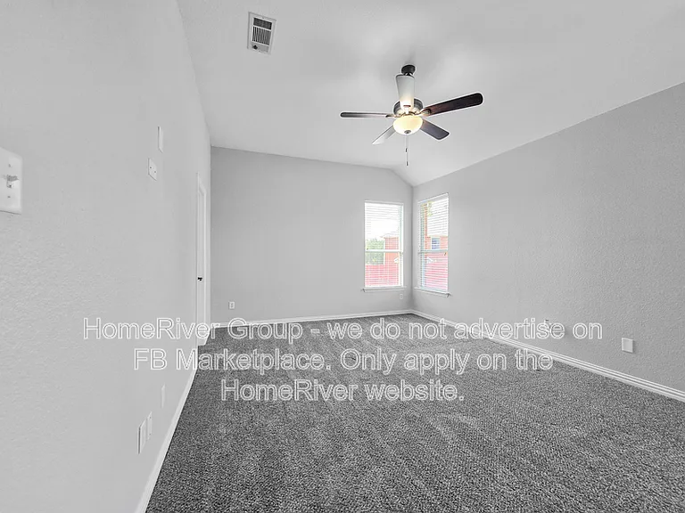 705 Champlain Ct — Photo 14