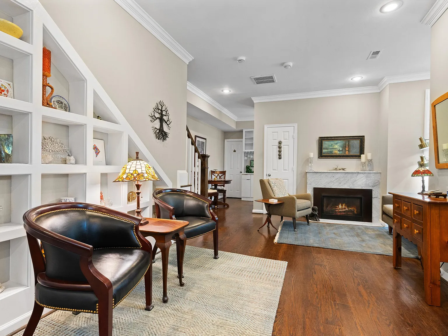 2 bed, 2.5 bath, 1600 sqft, $6,870 — Photo 1