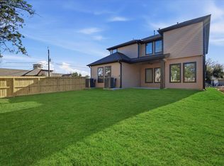 741 S Carroll St, La Porte, TX 77571