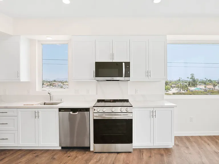 4505 Illinois Street - North Park's Newest Boutique Upscale Apartments — Photo 30