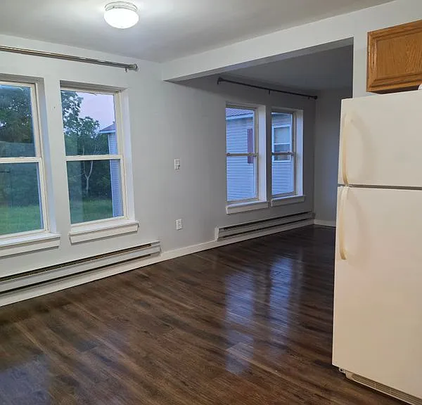 70 Millard St #6 — Photo 12