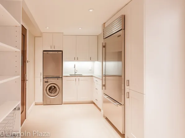 30 West 63rd Street image 5 of 24