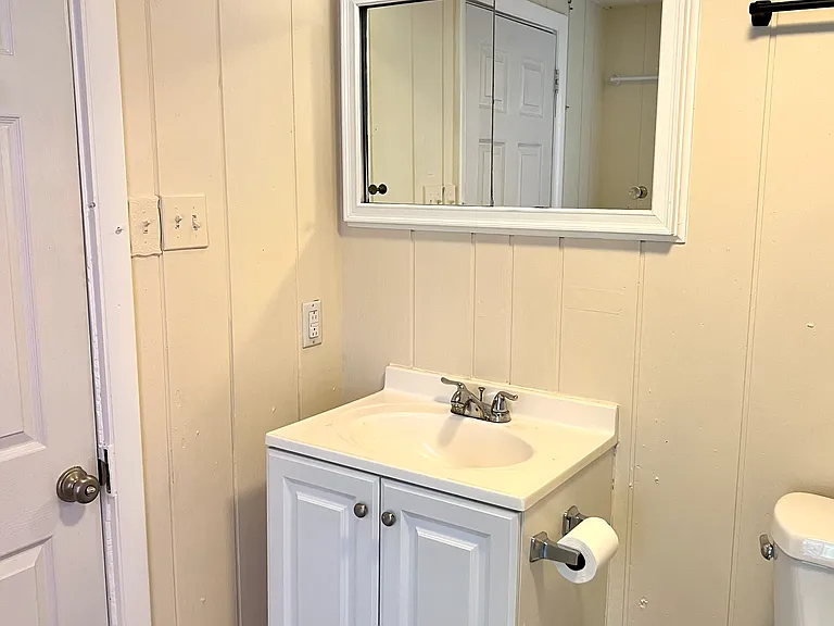 605 W Orange St #1 — Photo 12