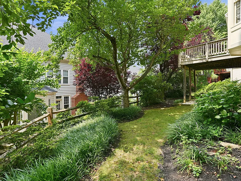 10417 Snow Point Dr — Photo 39