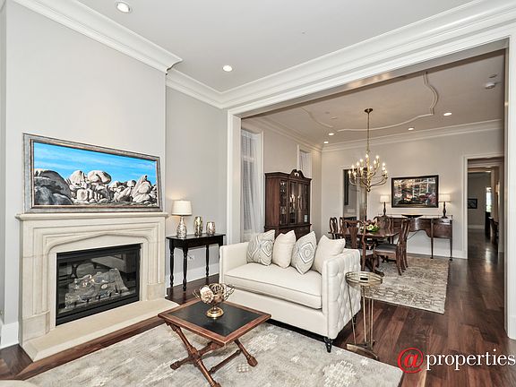 Living Room / Dining Room