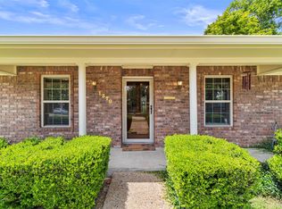 1310 S Jefferson St, Kaufman, TX 75142