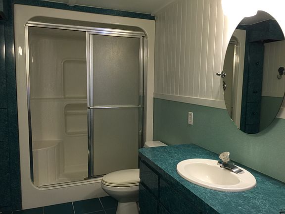 3rd image of 435 Park St N