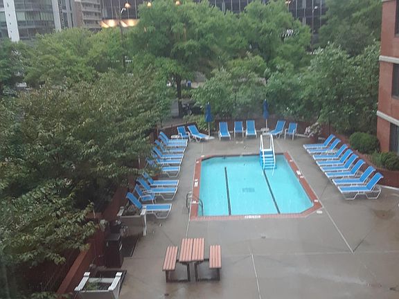 4th image of 1001 N Randolph St APT 312