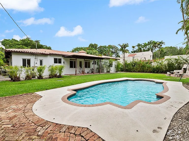 1808 Granada Blvd — Photo 20