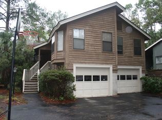 11 Goldfinch Ln, Hilton Head Island, SC 29928