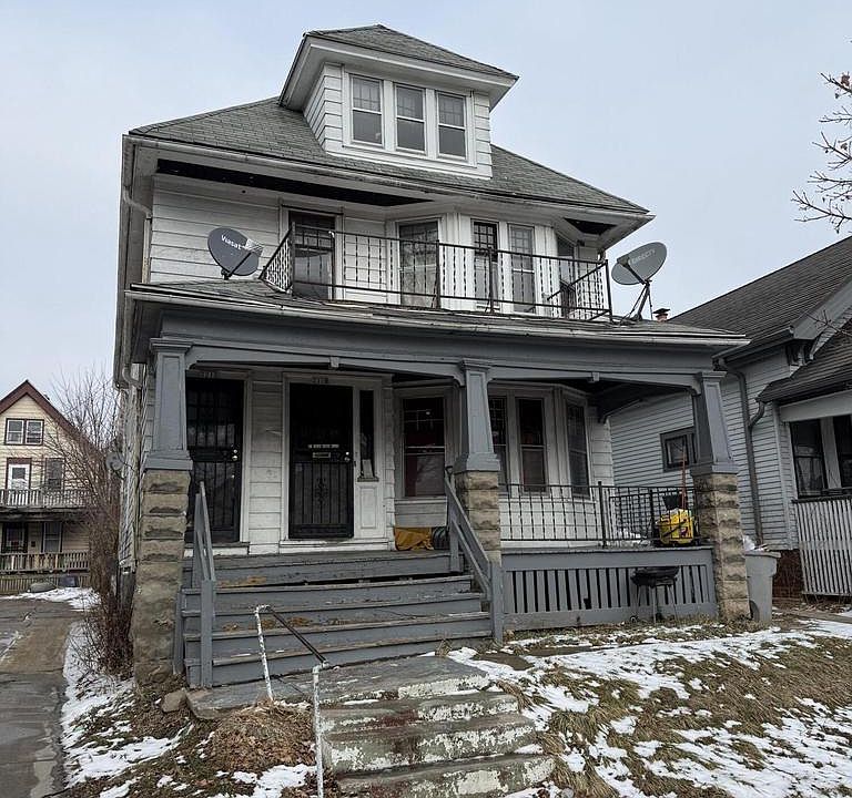1st image of 2210 W Keefe AVENUE #2212