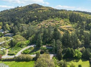 4439 Blenkinsop Rd, Saanich, BC V8X2C3