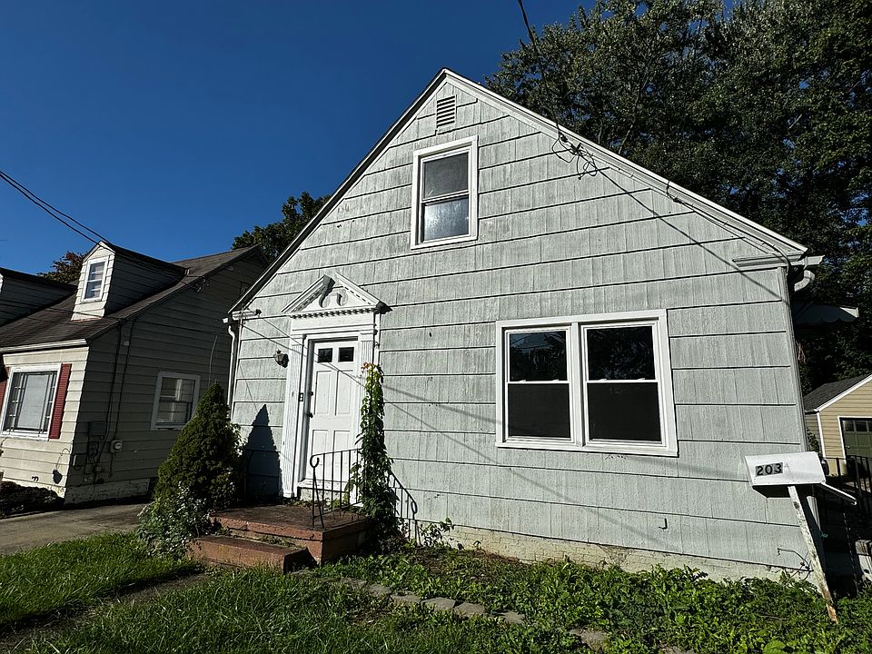 1st image of 2034 17th St