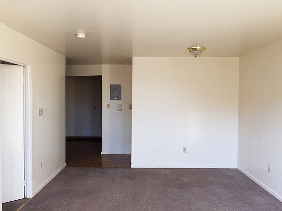 4th image of 194 Saratoga Ave #2