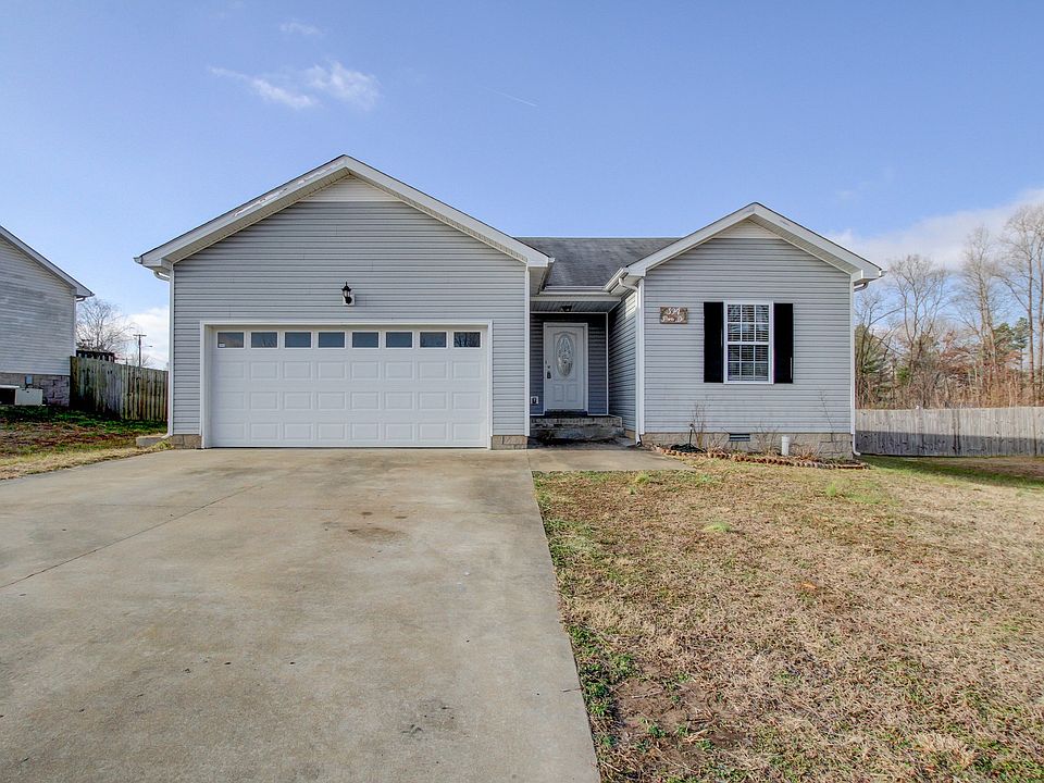 1st image of 394 Paris Dr