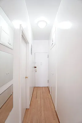 Rented by Renetta Real Estate | media 70