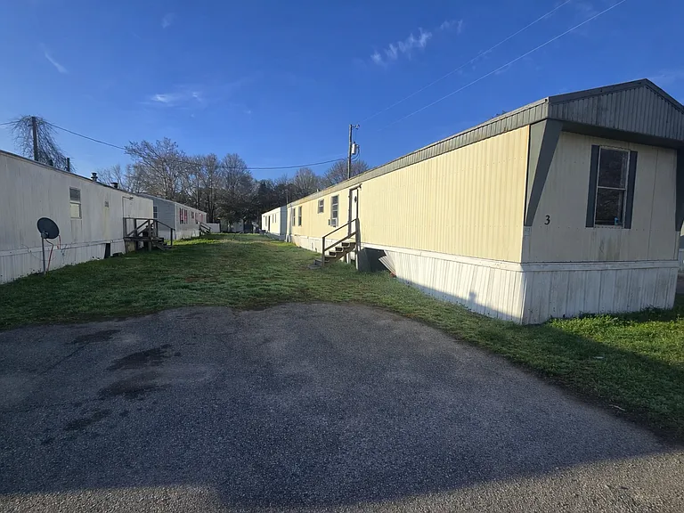 110 Deborah Dr #3 — Photo 1