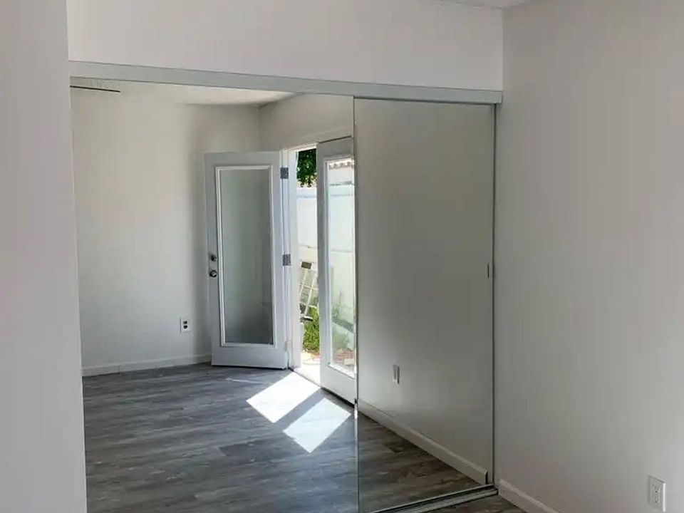 1st image of 9430 Glade Ave #3
