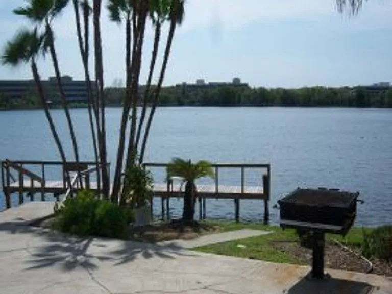 952 Lake Destiny Rd #B — Photo 7