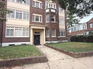702 Prince Edward St APT 3, Fredericksburg, VA 22401