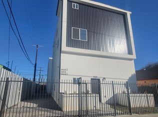 8418-8420 Main St, Los Angeles, CA 90003