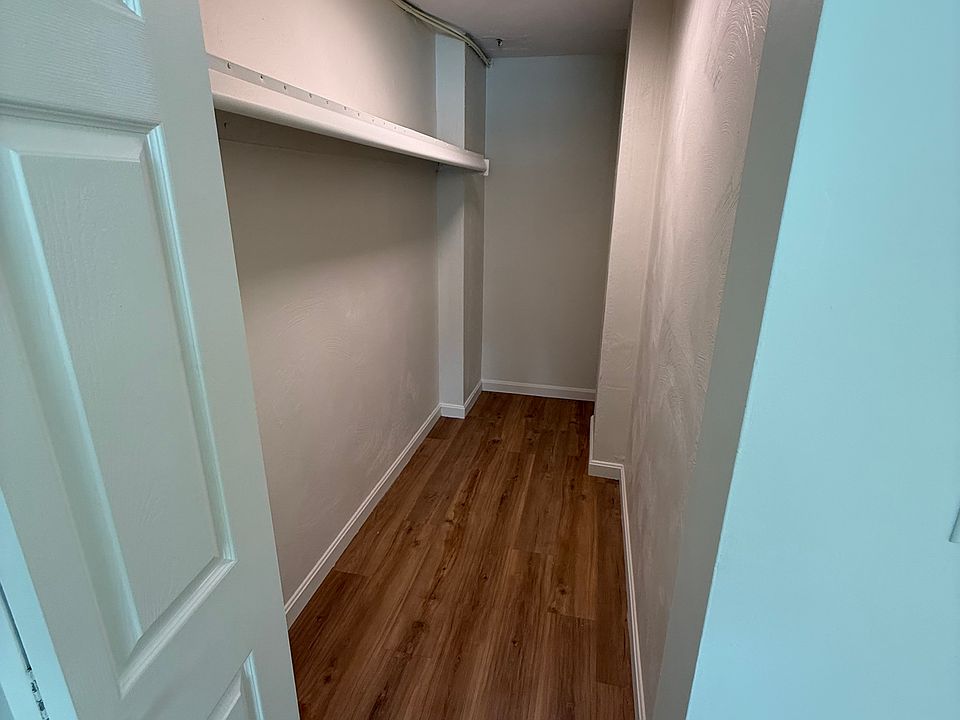 1st image of 707 Bedford St APT 6