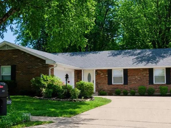 2252 Southeastern Pkwy, Owensboro, KY 42303