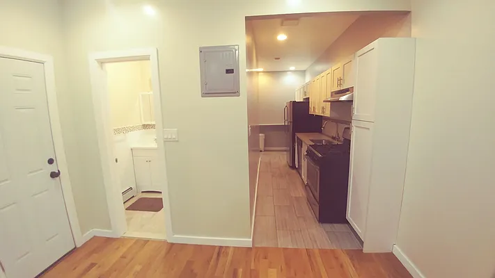 Rented by Reginald Jacobs | media 40