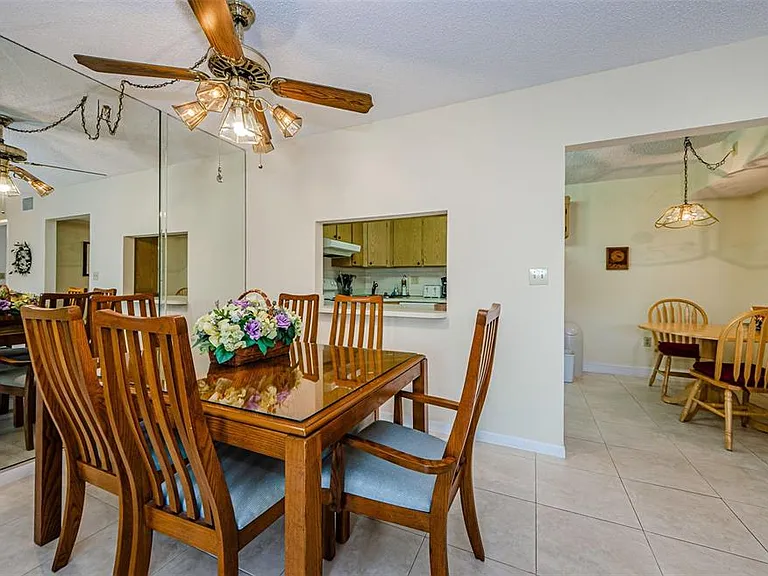 1151 Pine Ridge Cir W #F1 — Photo 6