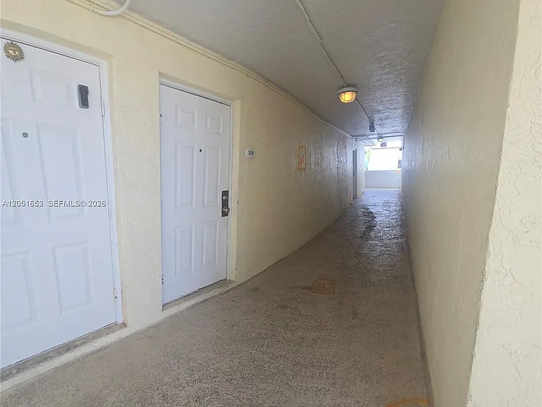 8950 SW 69th Ct #306 — Photo 14