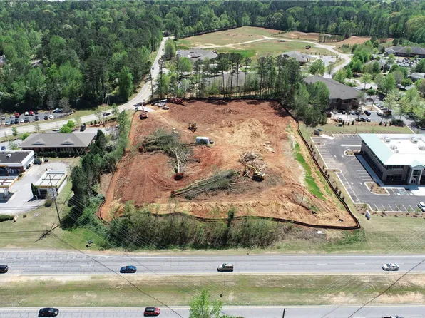 1018 Sullivan Rd, Newnan, GA 30265