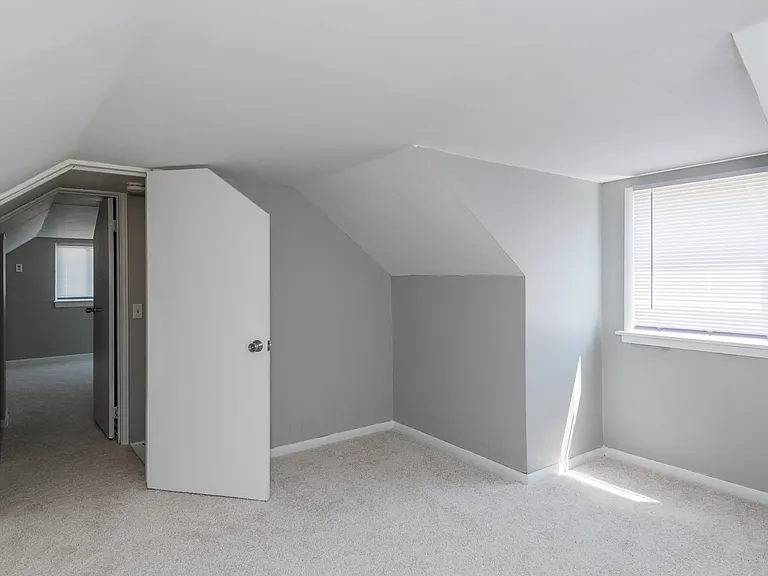 1451 Pershing Blvd — Photo 10
