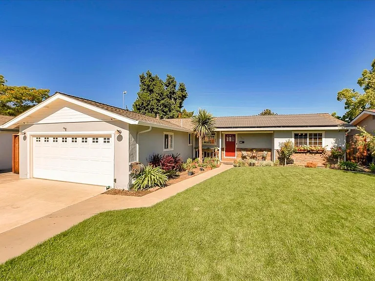 1365 Kimberly Dr — Photo 1