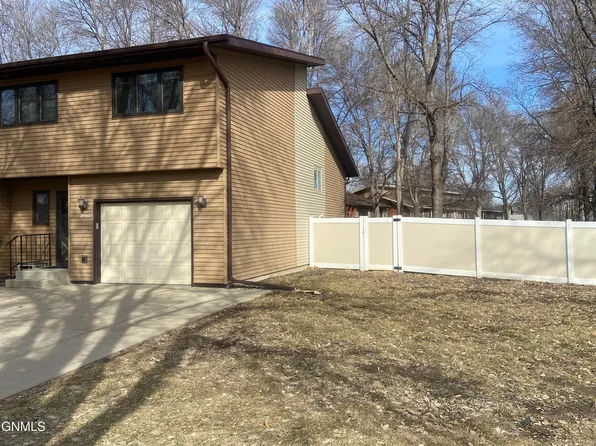 310 W Reno Ave, Bismarck, ND 58504