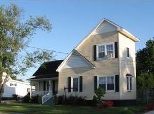 103 W F St, Erwin, NC 28339