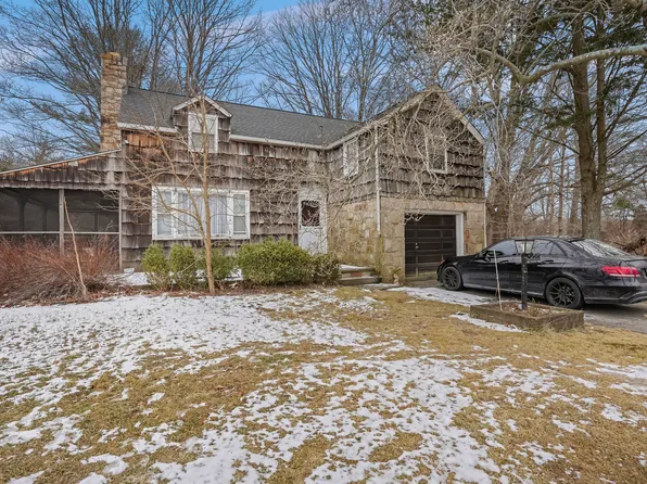 270 Elm Street, Monroe, CT 06468