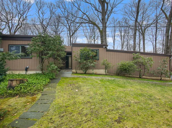 218 Four Brooks Road, Stamford, CT 06903