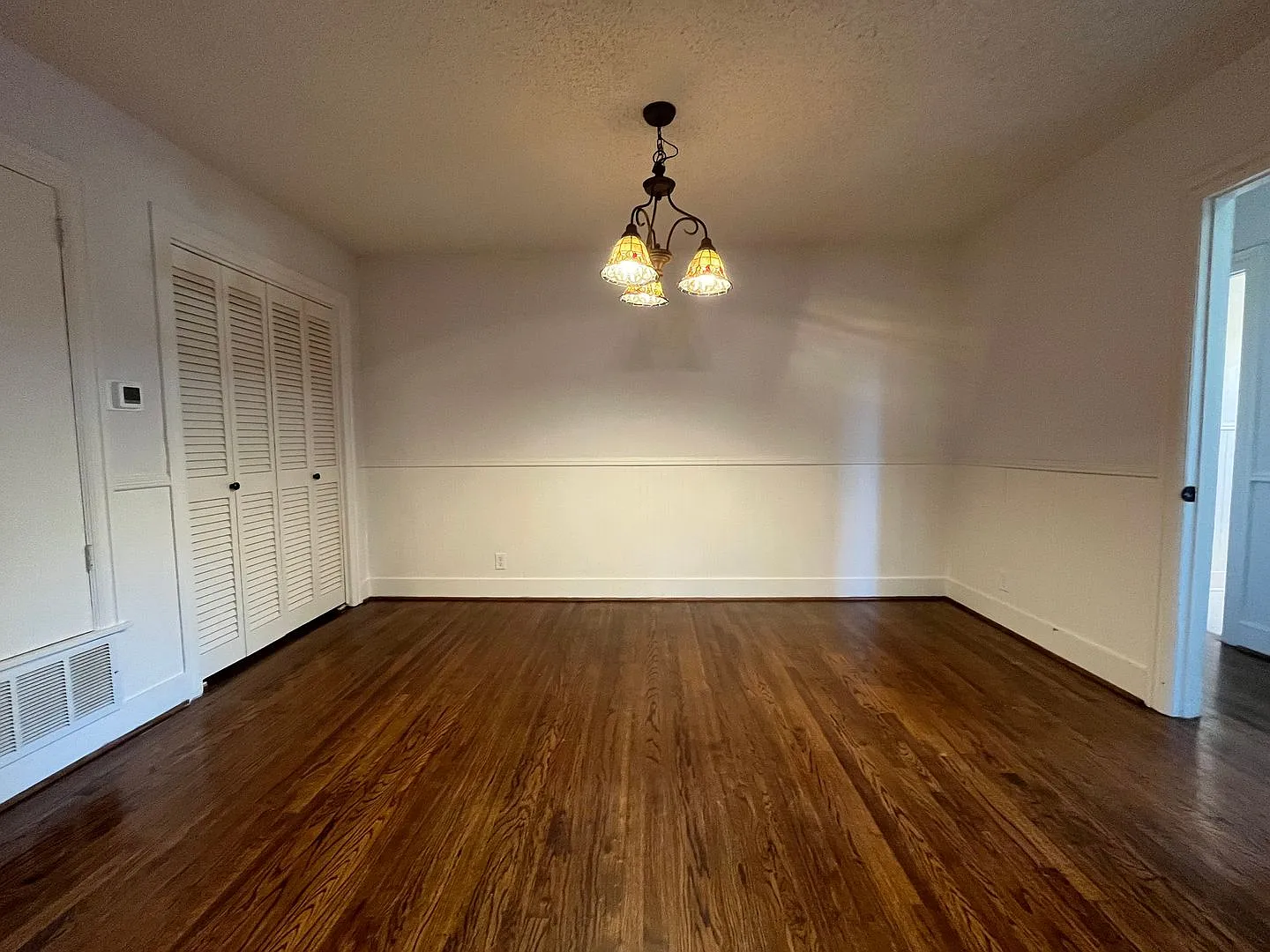200 W Charnwood St. — Photo 3
