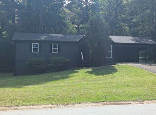 2780 Rhett Butler Dr, Douglasville, GA 30135