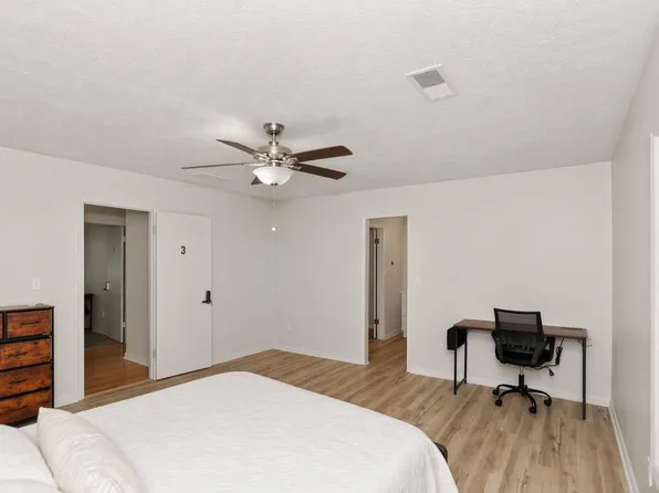 (undisclosed Address), Forest Park, GA 30297