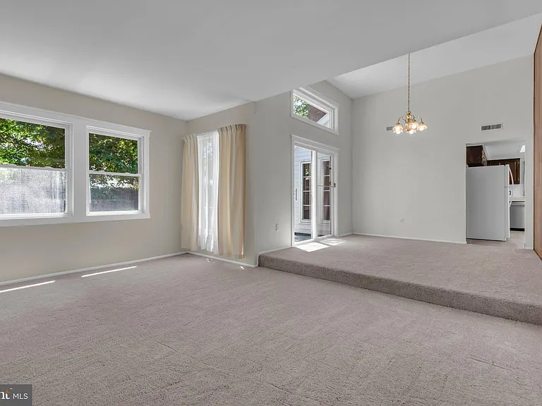 1836 Ralston Pl — Photo 15