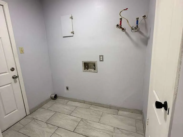 100 Park Row Ave #D — Photo 22