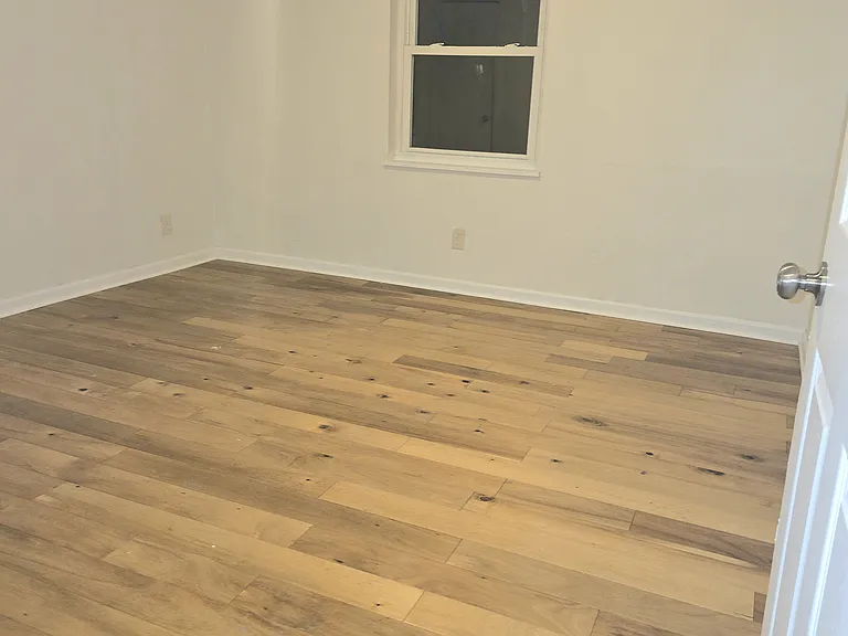 Bracken Woods Ln — Photo 15