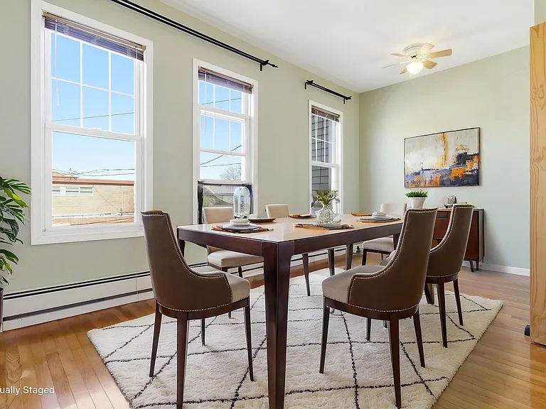 470 Mallory Ave #2 — Photo 3